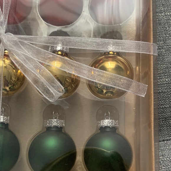 Festive Holiday Ornament Set - Red, Green, Gold, White - Picture 6 of 6